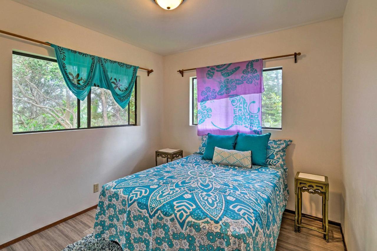 Peaceful Abode With Deck, 13 Mi To Black Sand Beach! Naalehu Exteriér fotografie