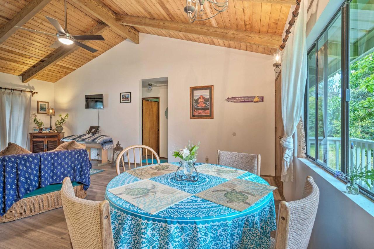 Peaceful Abode With Deck, 13 Mi To Black Sand Beach! Naalehu Exteriér fotografie